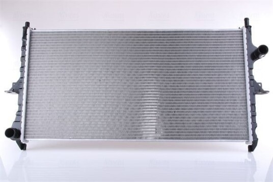 Radiator NISSENS 636019