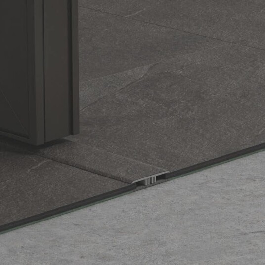 Pergo LIST 5-i-1 Black Scivaro Dekor 40035 45x8x2000mm Pergo LIST 5-i-1 Black Scivaro Dekor 40035 45x8x2000mm