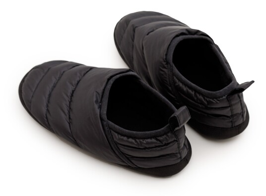 Warmpeace Down Slippers Black S (36-38) Warmpeace Down Slippers Black S (36-38)