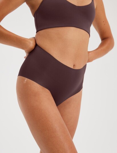 Girlfriend Collective High Rise Brief Bonded Brown 6XL