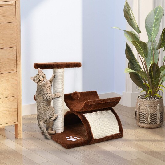 Brown Cat Skrapestolpe Med Play Ball 40X30X43 cm