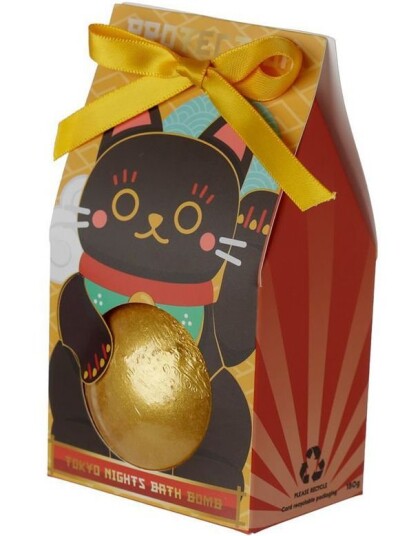 Maneki Neko Night Lotus & Ginger Stor Badebombe i Gavepakke 150 gram Maneki Neko Night Lotus & Ginger Stor Badebombe i Gavepakke 150 gram