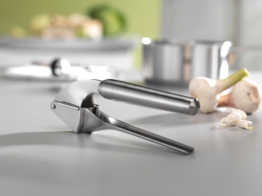 Zwilling Pro hvitløkspresse 20 cm 1721179-01-0 1721155-01-0 Zwilling Pro hvitløkspresse 20 cm 1721179-01-0 1721155-01-0