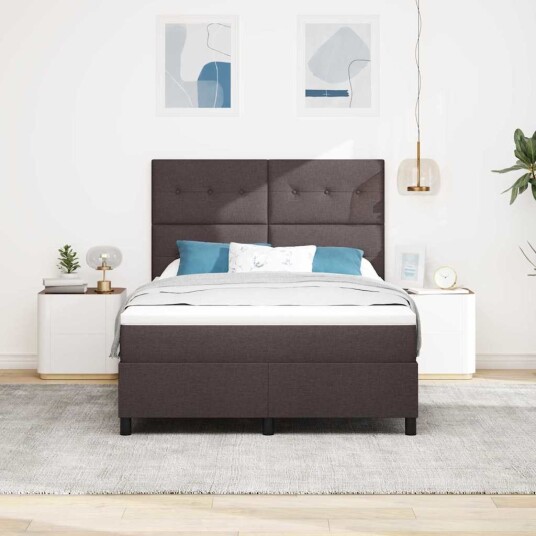 Seng med ramme og madrass mørkegrå 140x200 cm stoff