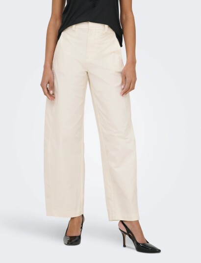 ONLY Onlclair Mw Barrel Pant Pnt Noos Cream XS x 32 ONLY Onlclair Mw Barrel Pant Pnt Noos Cream XS x 32