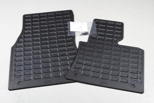 BMW Originaldeler Gummimatter fram
NB! For høyreratt 51470137699