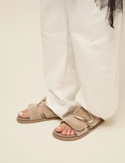 Inuikii Dreamer Buckle Beige 38 Inuikii Dreamer Buckle Beige 38