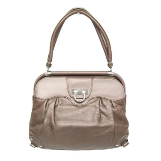 Salvatore Ferragamo Dame Beige