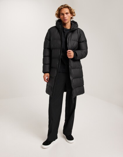 Rains Alta Long Puffer Jacket W3T4 Dunjakker Svart Rains Alta Long Puffer Jacket W3T4 Dunjakker Svart