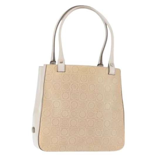 Salvatore Ferragamo Dame Beige