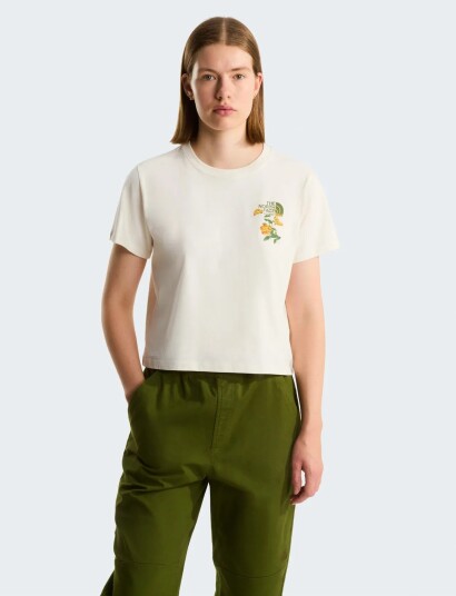 The North Face W Flora Embro Regular Short Sleeve Tee G Cream L