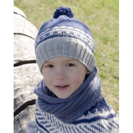 Little Adventure Set by DROPS Design Lue og hals Strikkeoppskrift str 3 12 år