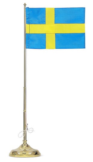 Skultuna  Flaggstang med svensk flagg