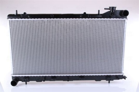 Radiator NISSENS 67704A