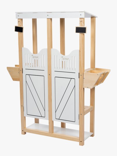 by Astrup Hestestall for kjepphester