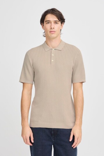 Casual Friday Cfkarl Structured Knit Polo Plaza Taupe M Kortarmede Skjorter Casual Friday Cfkarl Structured Knit Polo Plaza Taupe M Kortarmede Skjorter