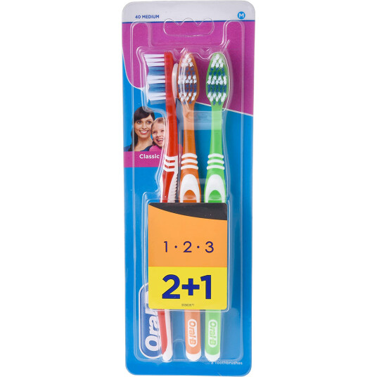 Oral-B 3 pcs. Tannbørster 1-2-3 Classic Care 35 Medium