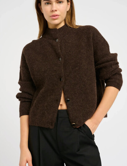 Gestuz Alphagz Short Cardigan - Brown - XS Gestuz Alphagz Short Cardigan - Brown - XS