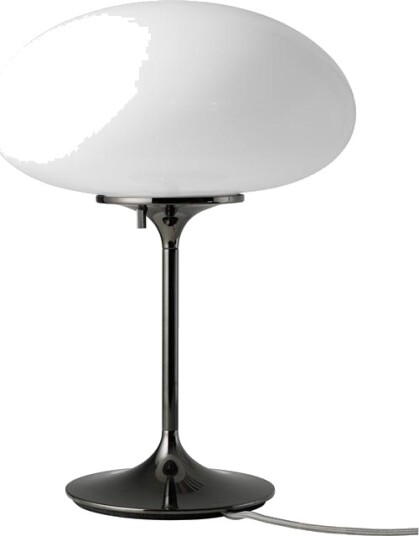 Gubi Stemlite Bordlampe H42 Sort Krom/ Opal Gubi Stemlite Bordlampe H42 Sort Krom/ Opal