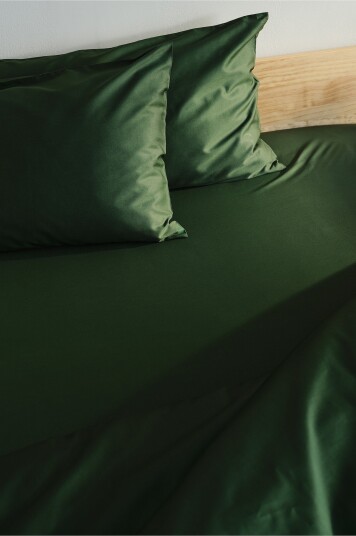 Jotex    Satin  Stretchlaken i Sateng Økologisk Skogsgrønn   ZACK    Kjøp Dra på laken hos Jotex