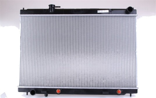 Radiator NISSENS 681214