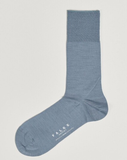 Falke Airport Socks Monument