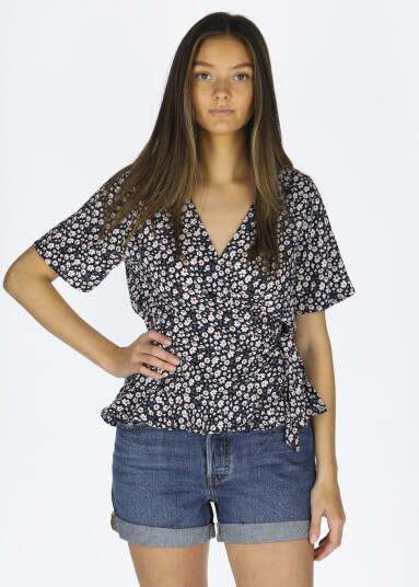 Seaside Sankt Claud Wrap Top W Navy Flower 46 Topper Seaside Sankt Claud Wrap Top W Navy Flower 46 Topper