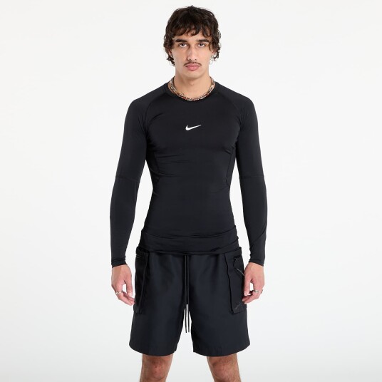 Nike Pro Dri-FIT Tight Top Long Sleeve treningsgenser herre Svart M