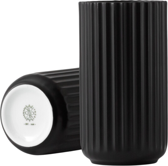 Lyngby Porcelæn Lyngbyvasen Black 15 cm Sort Lyngby Porcelæn Lyngbyvasen Black 15 cm Sort