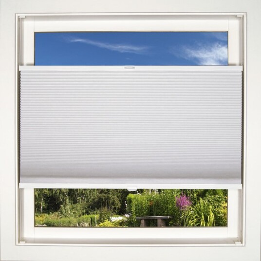 Vista Plisségardin utspent 70x160 mørkleggende hvit Vista Plisségardin utspent 70x160 mørkleggende hvit