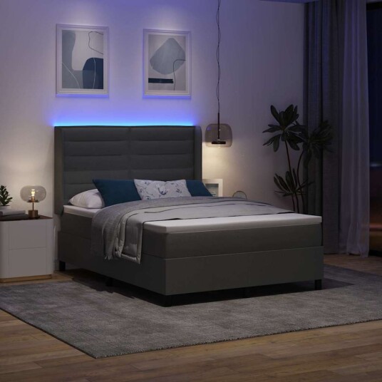  Boksen Fernøyd Seng med Madrass og LED Mørk Grå 140x190 cm Stoff
