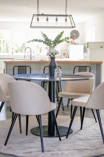 Venture Home Spisegruppe Espolla bord og 4 stk Valleta stoler Natur
