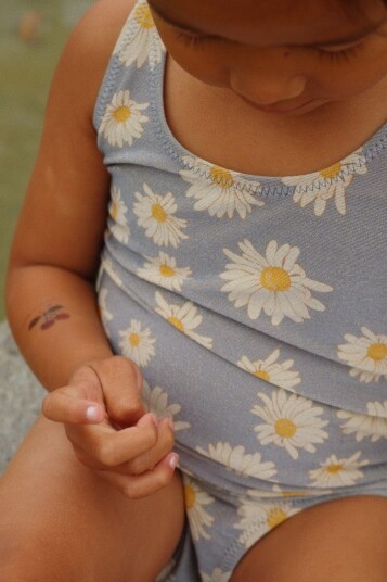 Konges Sløjd Jade Badedrakt Daisy Blue (104 / 4 år)