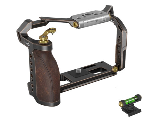 SmallRig 3870 Retro Cage Fujifilm X-T5 Kamerabur med utløser og festepunkter SmallRig 3870 Retro Cage Fujifilm X-T5 Kamerabur med utløser og festepunkter