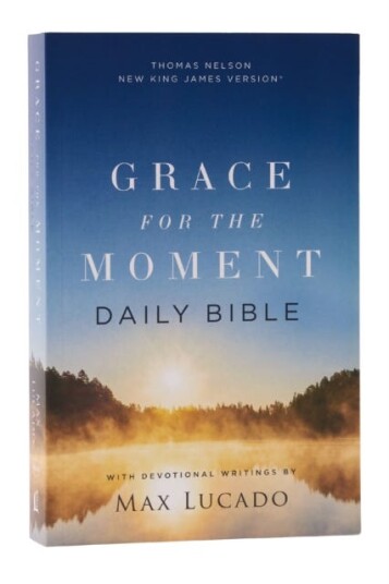 NKJV, Grace for the Moment Daily Bible, Softcover, Comfort Print NKJV, Grace for the Moment Daily Bible, Softcover, Comfort Print