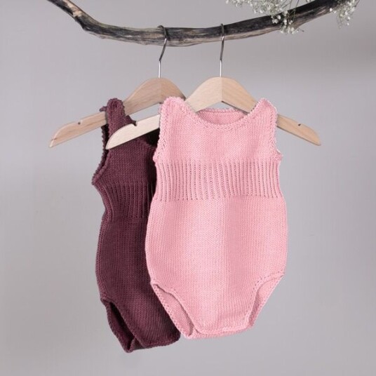 Bluum Strikkeromper med ribb 2 stk garnpakke i Soft Merino Ull