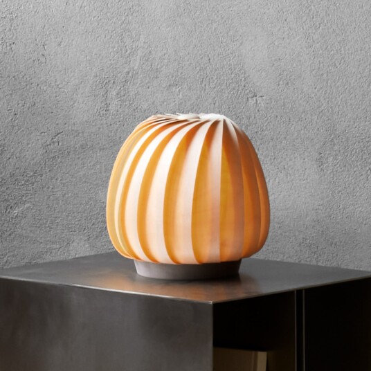 Bordlampe Tom Rossau Trefarget Stue Tre 31 Trefarget