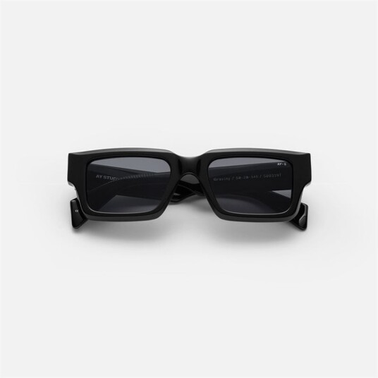 Gravity Black