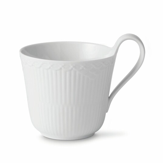 Royal Copenhagen White Fluted Half Lace kopp høy hank 33 cl