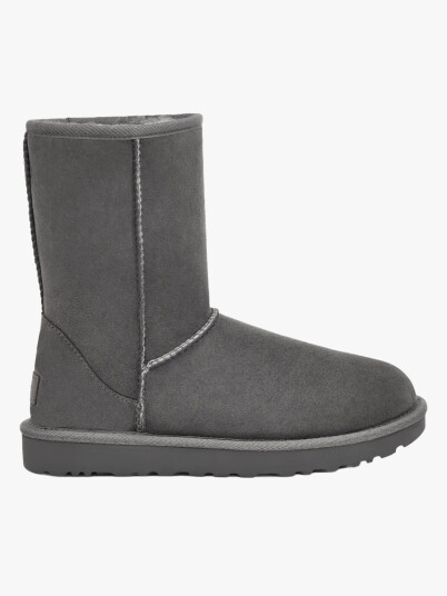 UGG Classic Short II Grå 37 UGG Classic Short II Grå 37