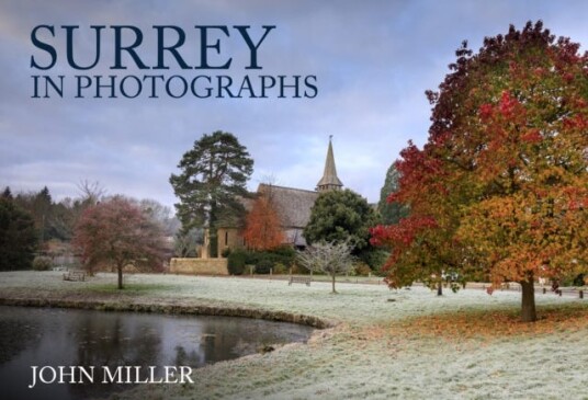Surrey In Photographs Av John Miller