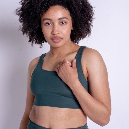 Girlfriend Collective Tommy Square Neck sports BH grønn Størrelse: XL Kvinner
