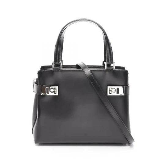 Salvatore Ferragamo Dame Svart