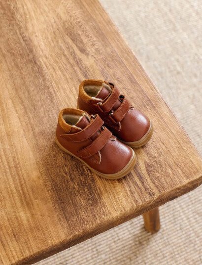 ANGULUS Shoes Flat With Velcro Brown 20 ANGULUS Shoes Flat With Velcro Brown 20