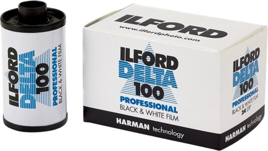 Ilford Delta 100 Sort hvitt negativfilm 4x5" 25 ark
