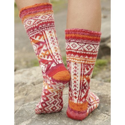 Mexican Sunset by DROPS Design Sokker Strikkeoppskrift str 35 43