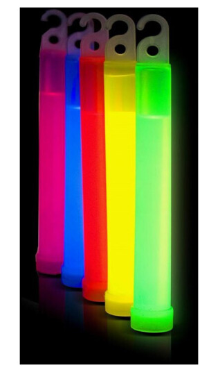 25 stk. mix glowsticks 6'' med hyssing