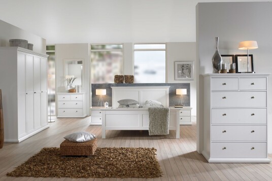 Kommode Anjou 140 cm Høy Hvit Kommode Anjou 140 cm Høy Hvit