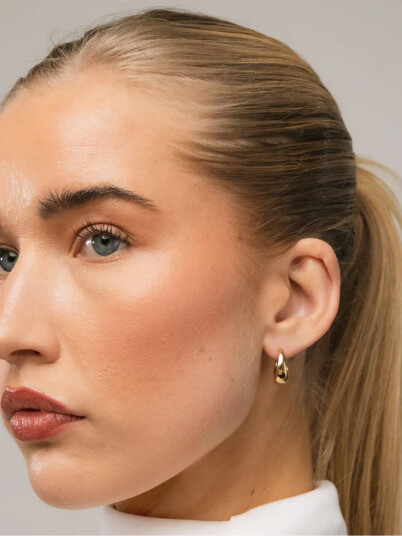 Who Is She Drop Hoops Gold Gull ONE SIZE