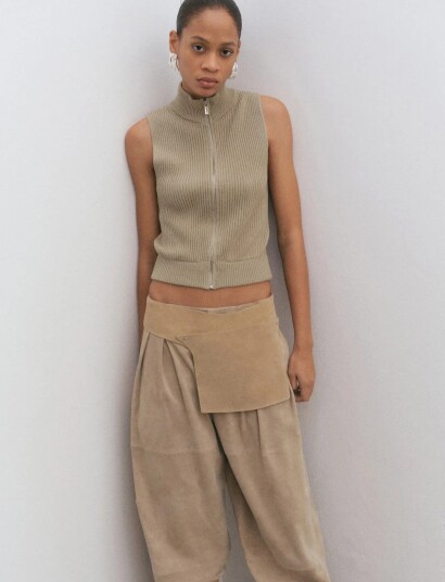 Mango Ribbed Knitted Top With Zip Khaki green L
